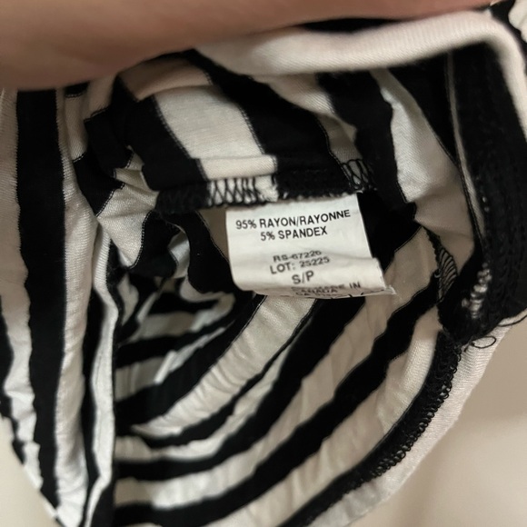 Crop Top Ladies Small - Picture 4 of 4